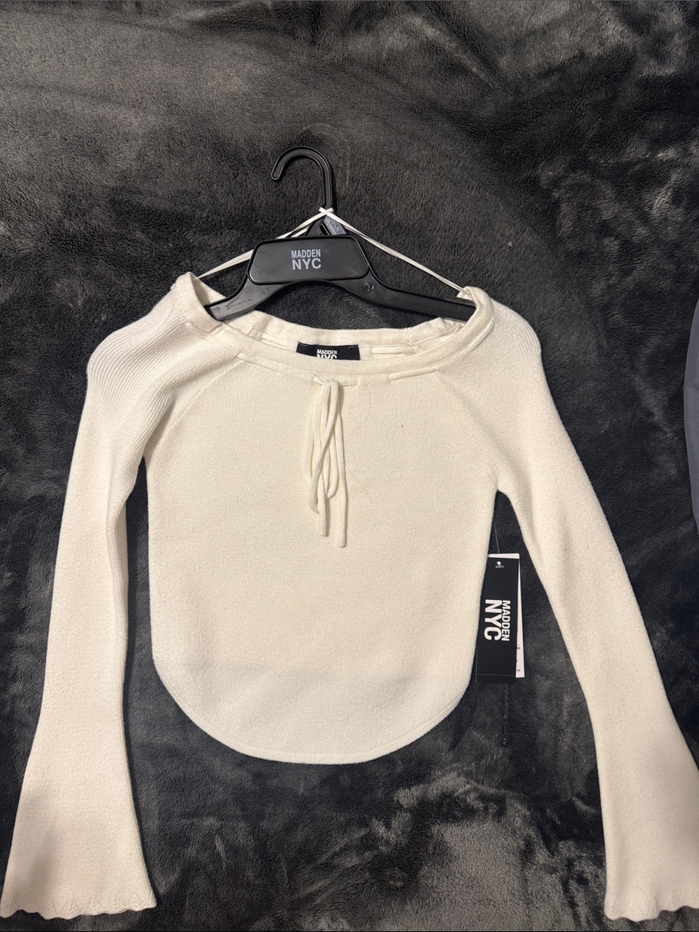 Women's Cream Tie-Neck Long Sleeve Top